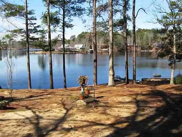 2nd image of 150a Twin Oaks Road