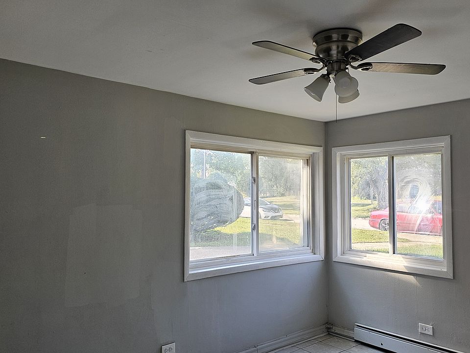 1st image of 3418 Warren Ave APT 1
