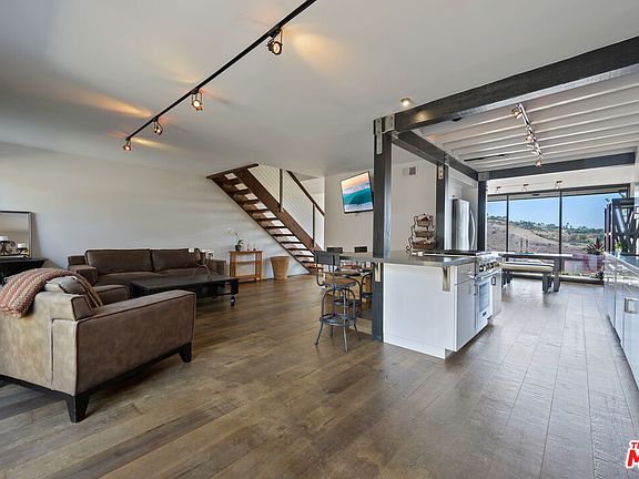 2nd image of 6246 Tapia Dr #B
