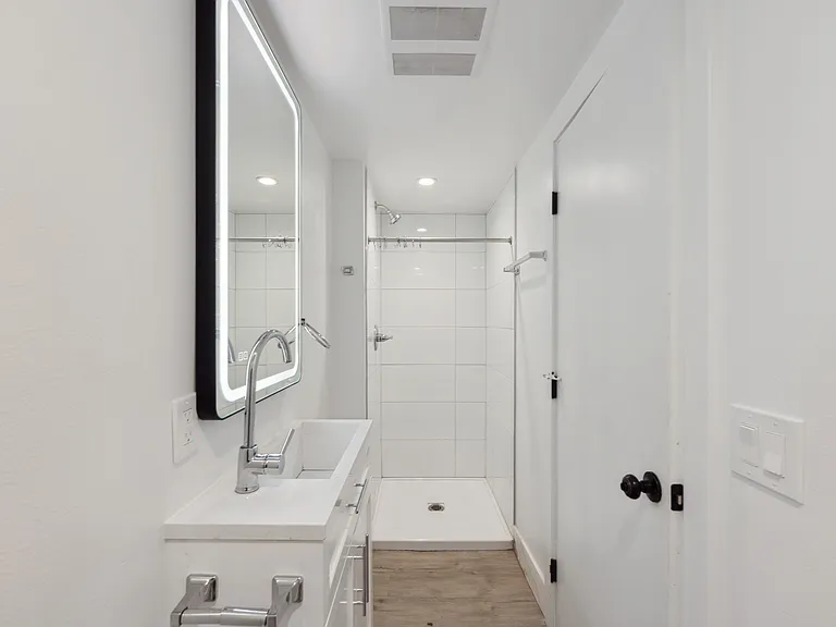 1299 W 36th St - USC DPS — Photo 16