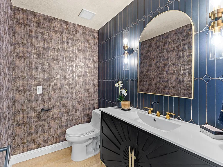 44350 Michigan Ct — Photo 18