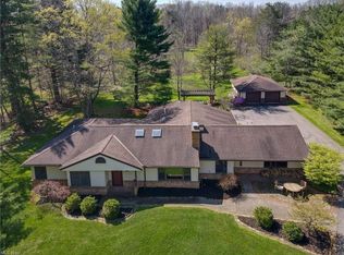 35118 Cannon Rd, Bentleyville, OH 44022
