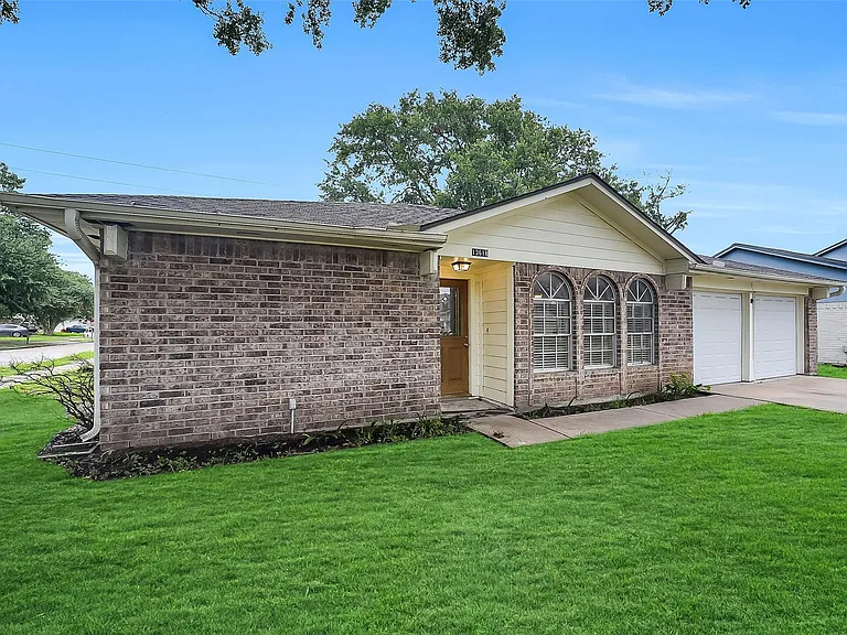 13618 Piney Oaks Dr — Photo 12