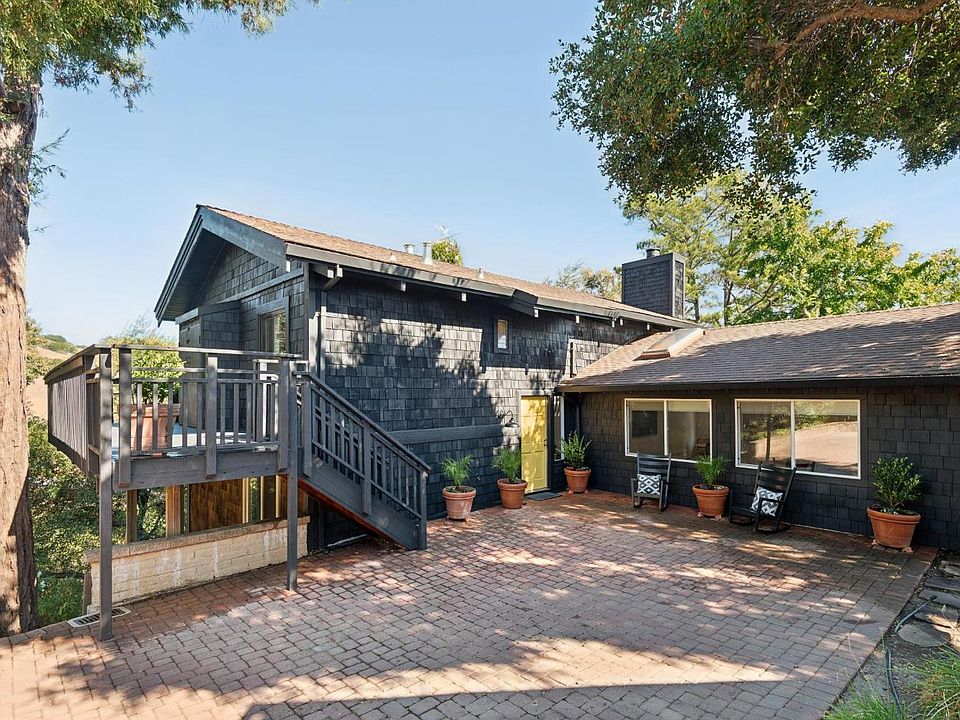 1st image of 34 Tomahawk Drive