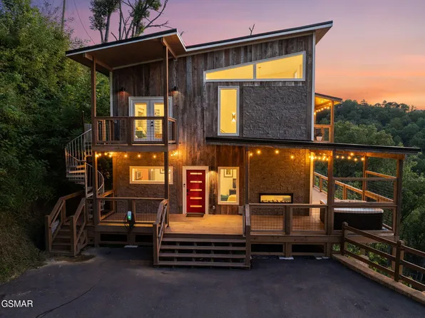 3322 Sugar Maple Loop Rd, Sevierville, TN 37862