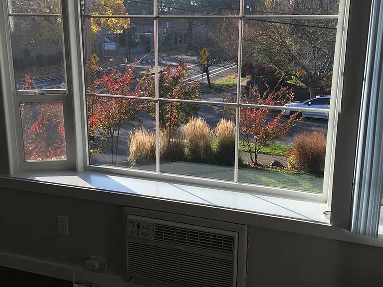 587 N Rosa Parks Way #6 — Photo 11