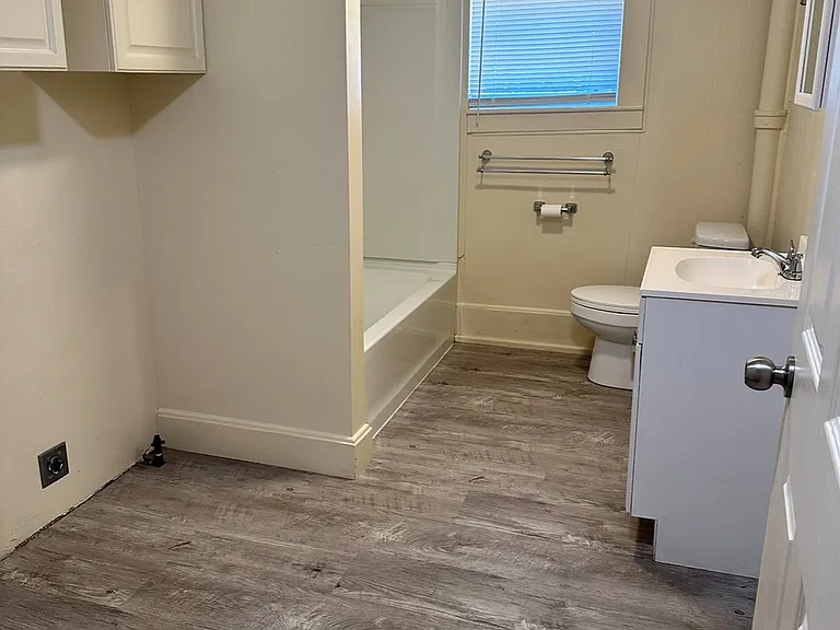 416 W 9th Ave #2.5 — Photo 5