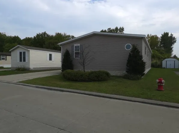 14560 Keswick Dr, Shelby Township, MI 48315