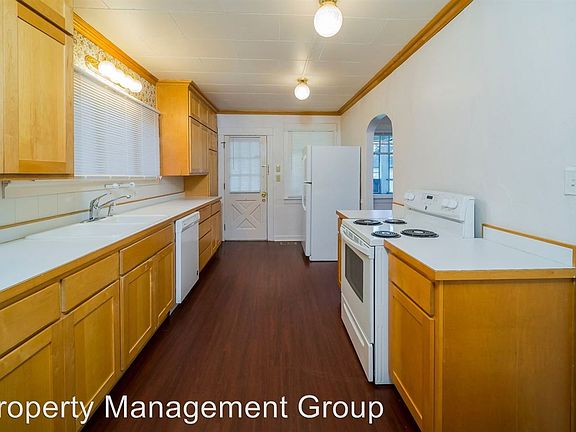 2nd image of 4314 113th Pl NE