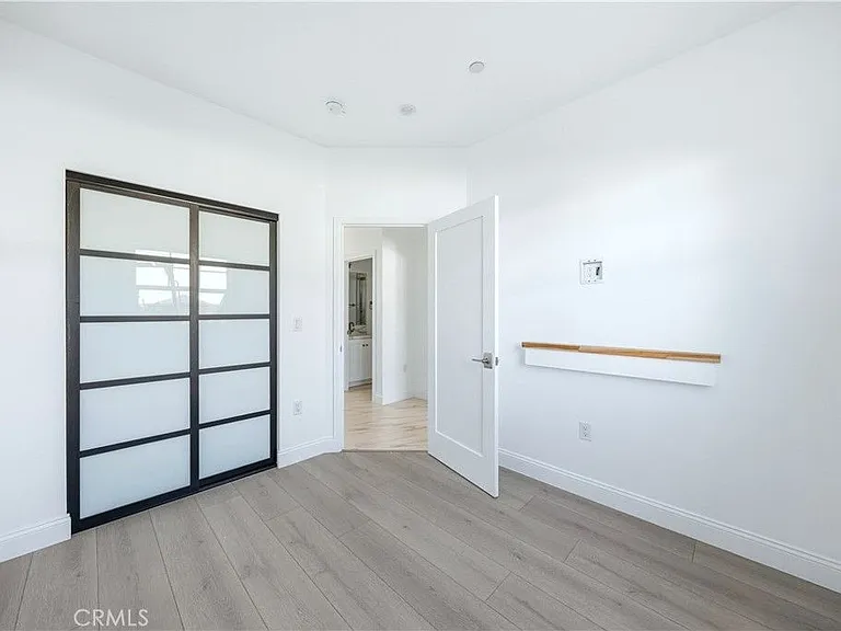 10538 La Reina Ave #4 — Photo 14