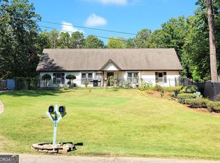 9285 Cedar Ridge Dr NW, Covington, GA 30014