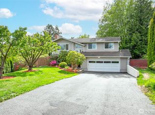 2151 Hillside Pl, Ferndale, WA