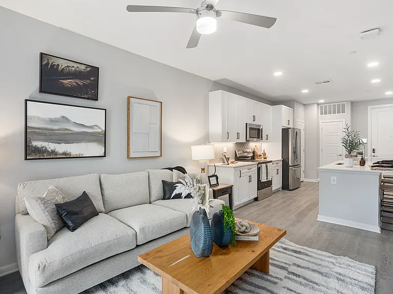 Alta Goodyear — Photo 10