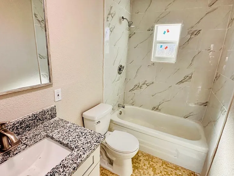 390 W Haines Blvd #8 — Photo 7