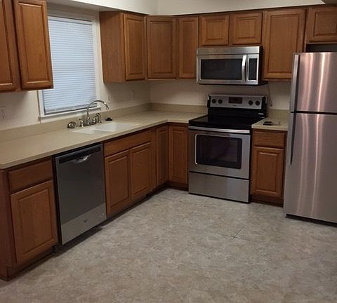 2nd image of 1557 Front Royal Dr