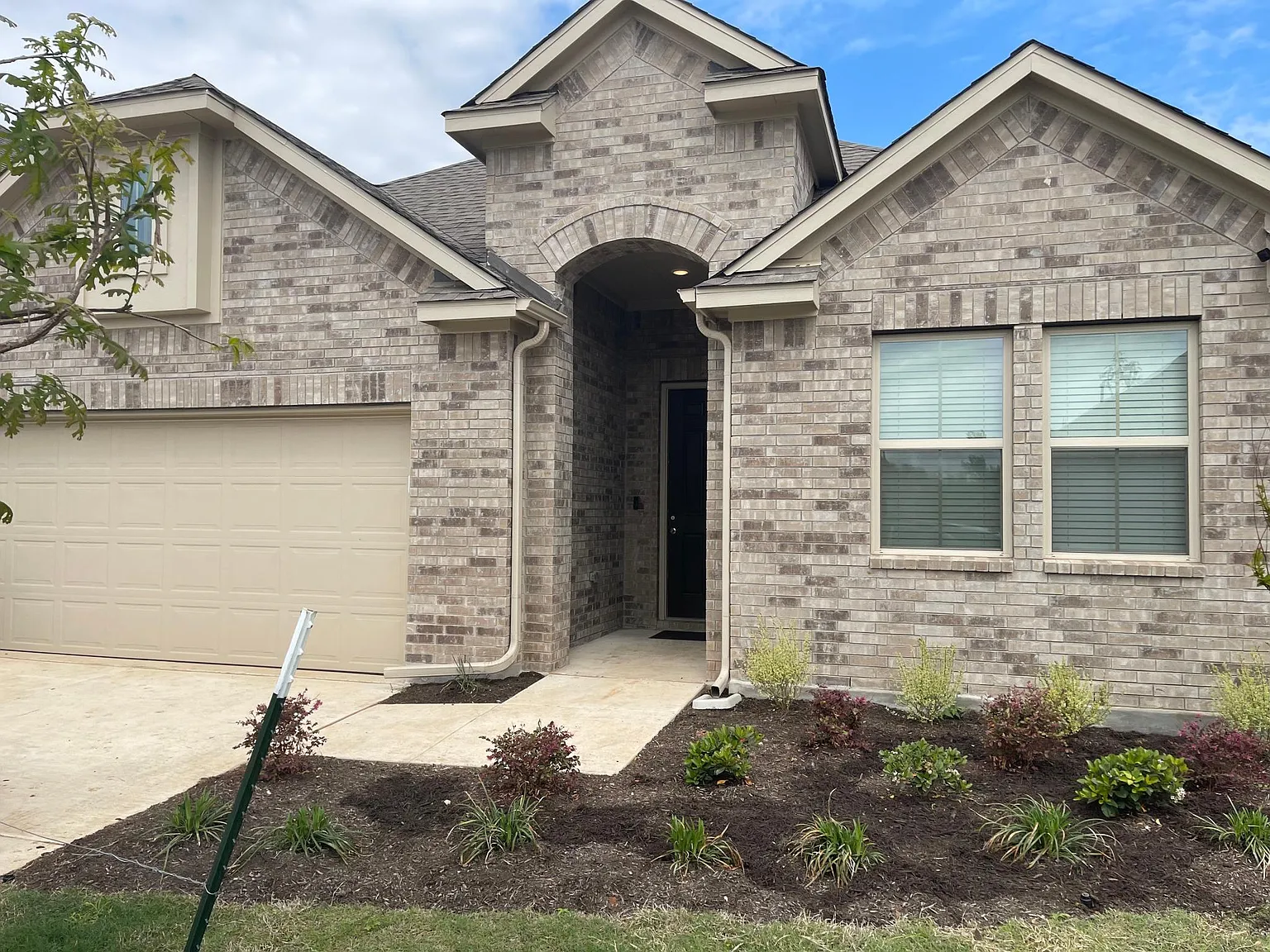 Jefferson Dr, Kyle — Photo 1