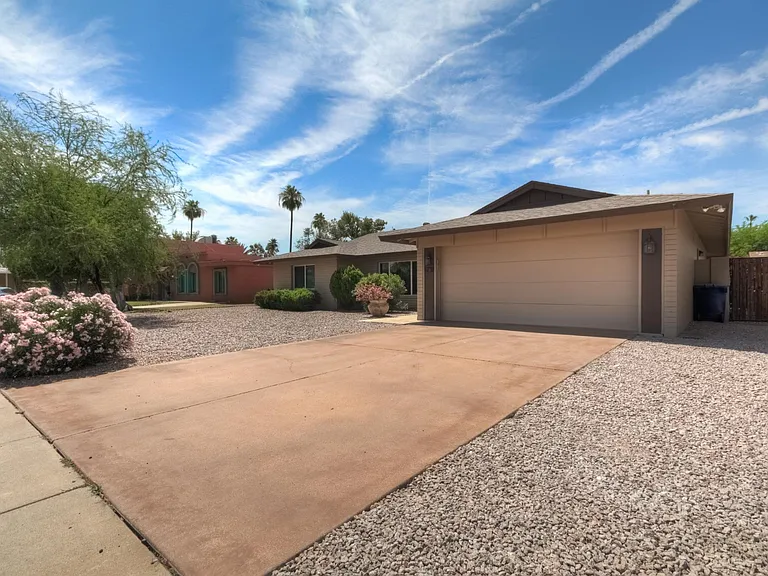 1737 E Pebble Beach Dr — Photo 45