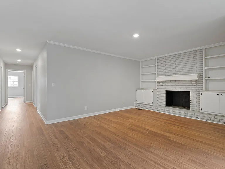 513 Meadowlark Ln — Photo 16