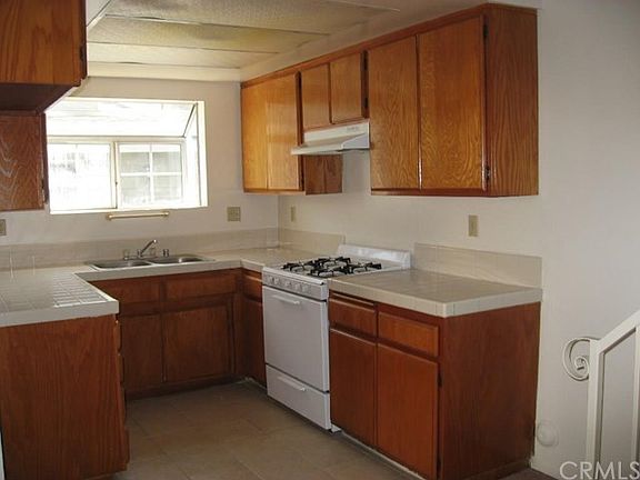 5th image of 5561 Sultana Ave APT 4A
