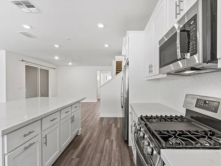 6921 Peak Way — Photo 27