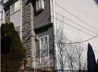 973 Goethals Rd N, Staten Island, NY 10303
