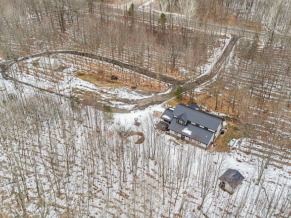 5th image of 8851 E Eight Mile Rd