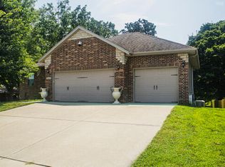 5618 E Pearson Pkwy, Strafford, MO 65757