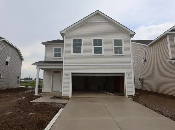 1015 Dawsons Dr, Hebron, OH 43025