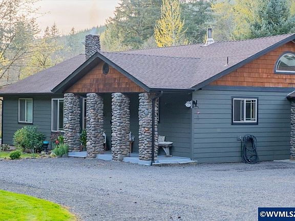 3rd image of 42801 Island Inn Dr