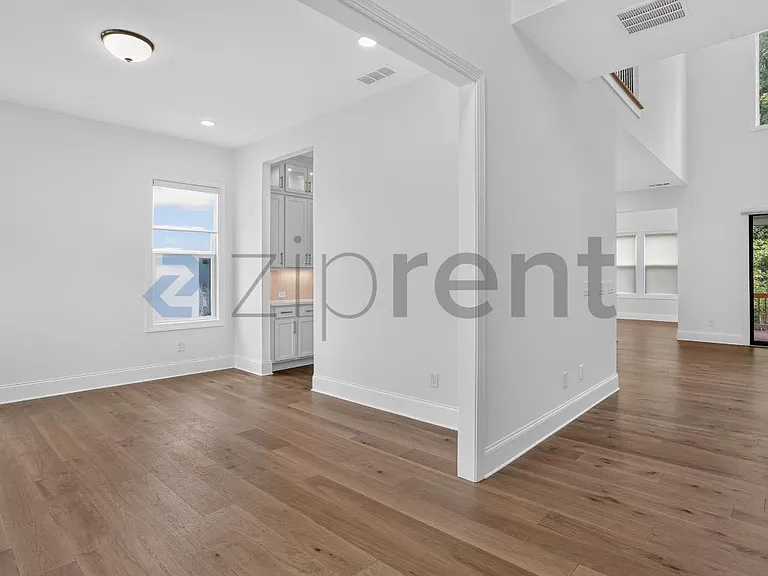 2109 Freestone Way #2109 — Photo 10