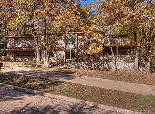 2901 SE Greenwood Ct, Bartlesville, OK 74006