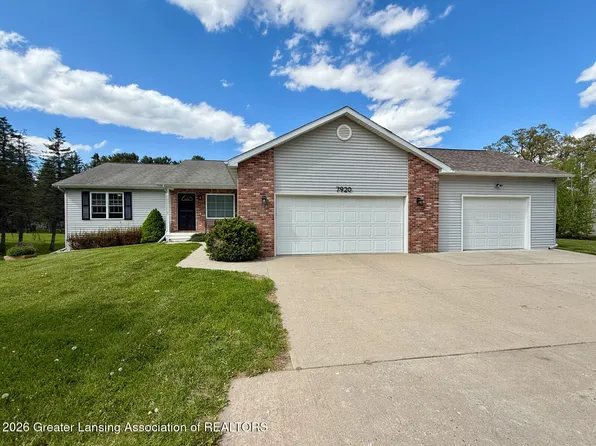 7920 Clark Rd, Grand Ledge, MI 48837