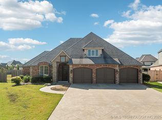 224 E 127th Ct S, Jenks, OK 74037