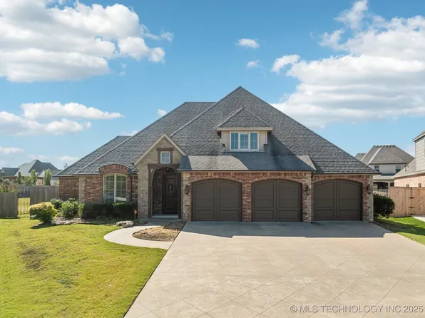 224 E 127th Ct S, Jenks, OK 74037