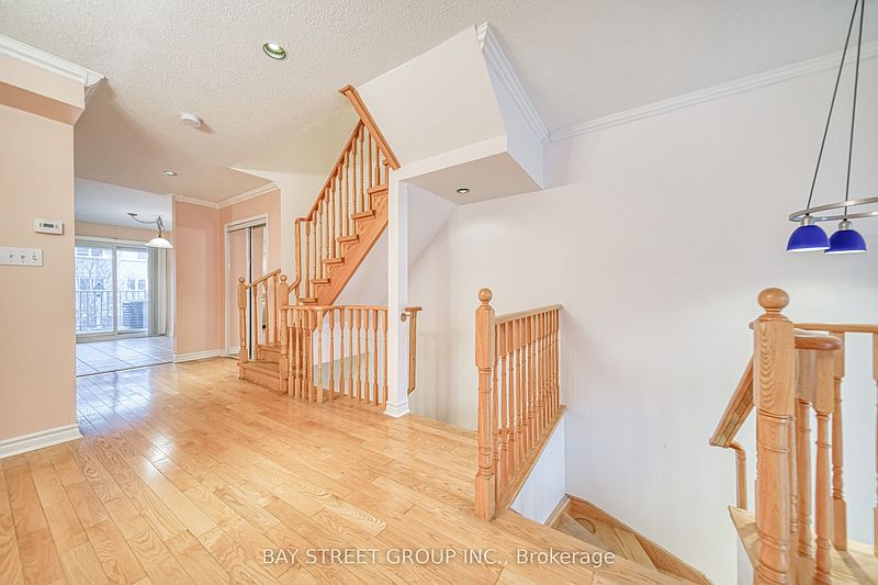Markham Townhouse for rent - 4 Bedrooms — photo 2