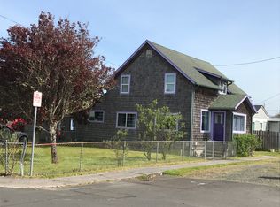 309 5th Ave, Seaside, OR 97138