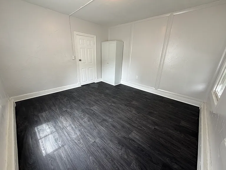 270 Crystal Ave #1 — Photo 14