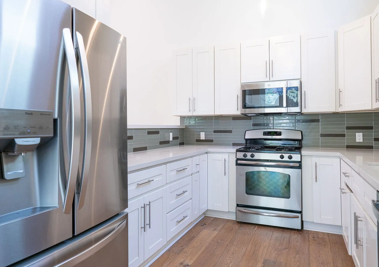 Contemporary Architectural 3bed 3bath + Office + Studio - Prime Mt. Washington — Photo 3
