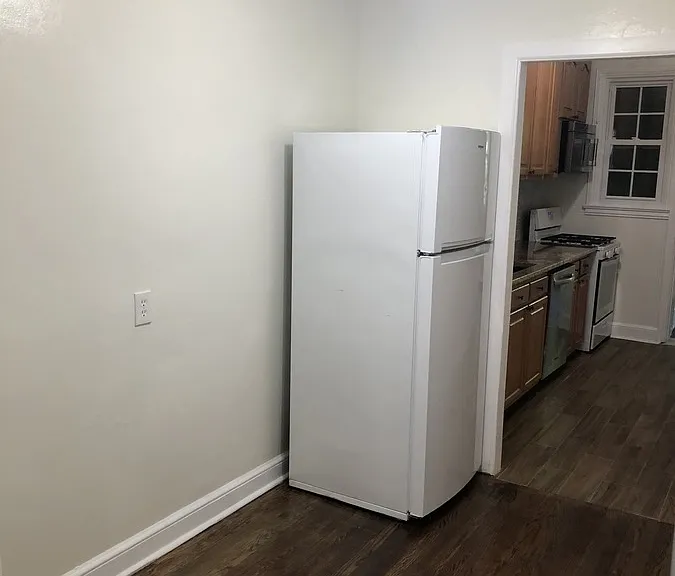 8217 Schrider St #2 — Photo 5