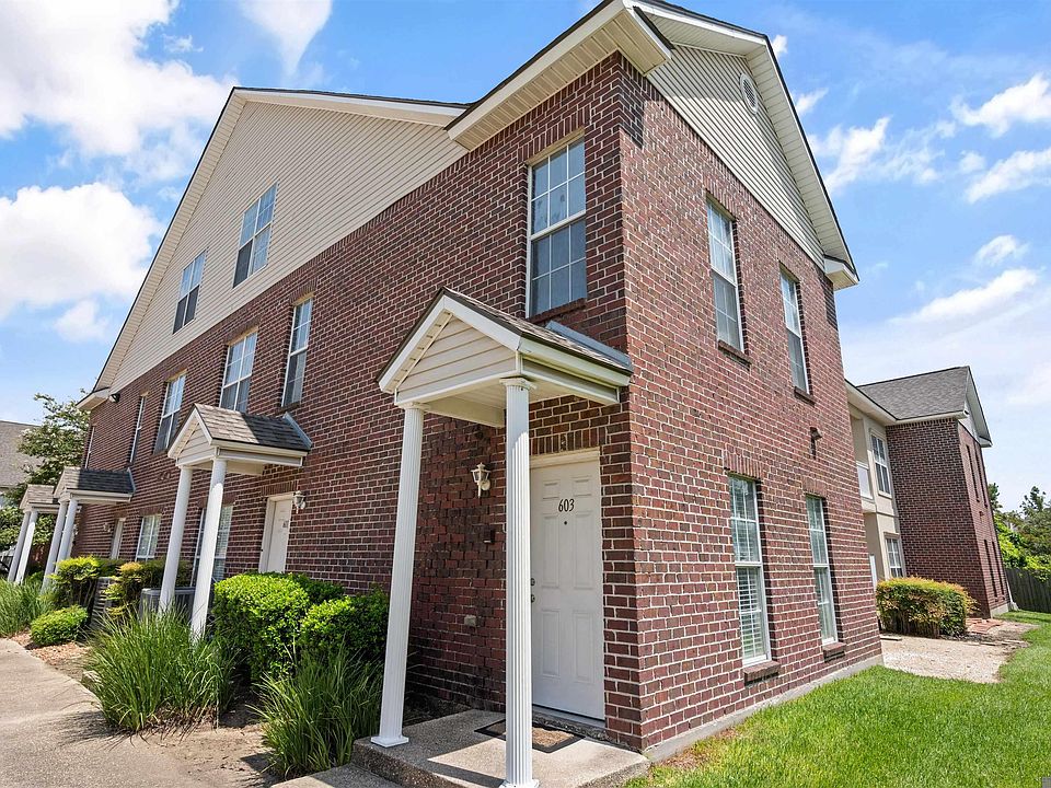 1st image of 4625 Burbank Dr APT 603