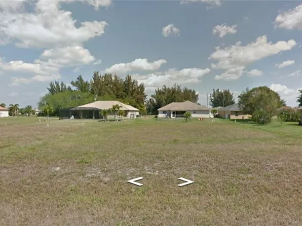 127 SW 35th Ave, Cape Coral, FL 33991