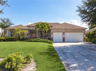 6544 Willow Lake Cir, Fort Myers, FL 33966