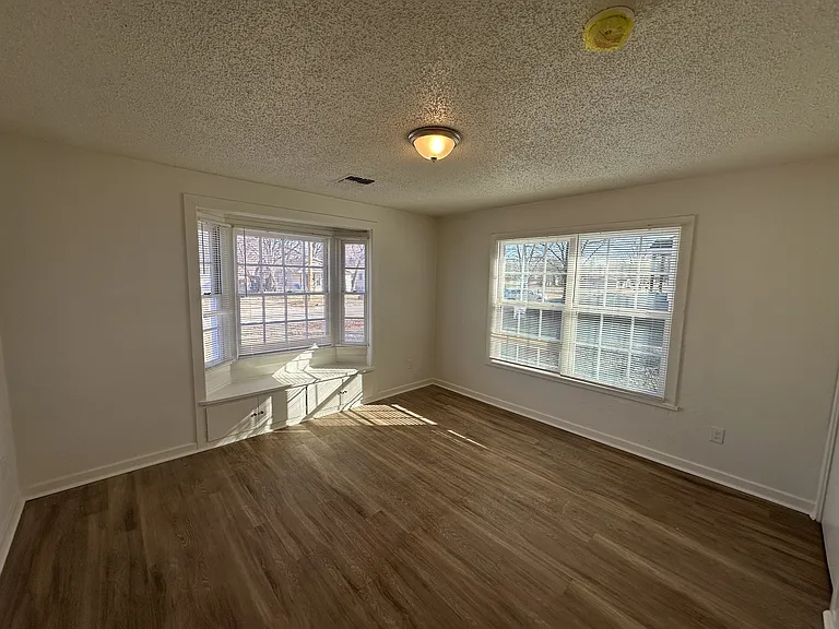 1008 S 14th St — Photo 3