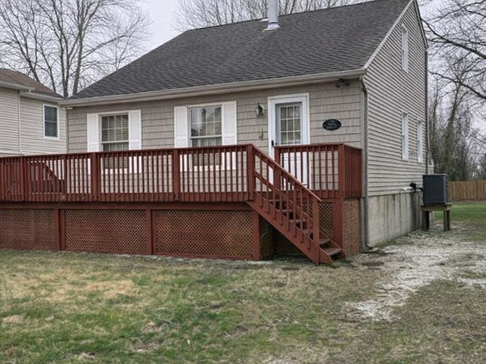1st image of 216 2nd Ave