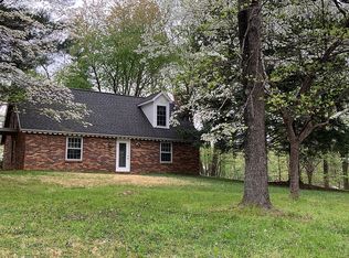 8929 Three School Rd, Evansville, IN 47720