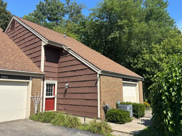 297 E 24th St, Holland, MI 49423