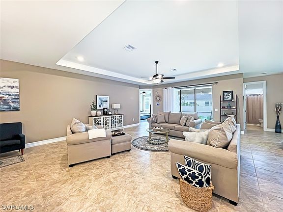3rd image of 3397 Acapulco Cir