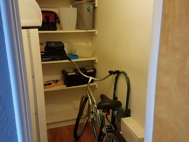 733 E 2nd Ave #206 — Photo 6