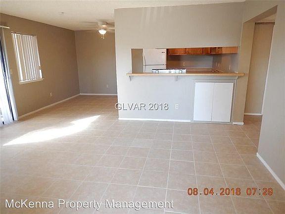 2nd image of 3708 Scuba Cir Unit 2