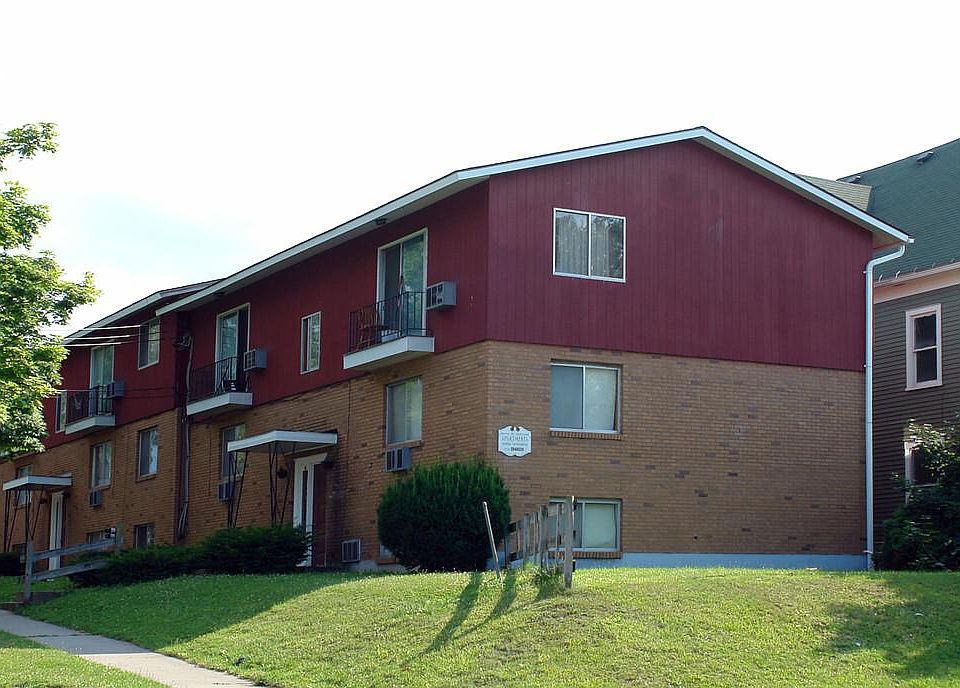 1st image of 102 Stinard Ave #10